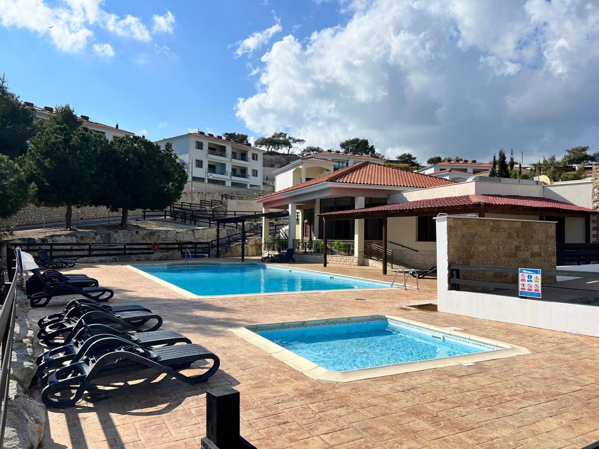 Zeus Holiday Home Pissouri Bagian luar foto